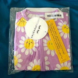 Flower Power NIB 6-12 Little Sleepies